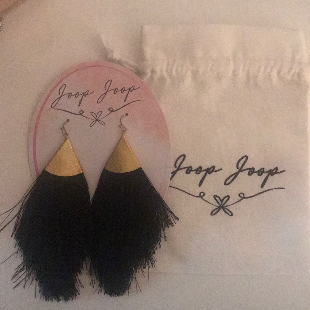 Fringe earrings